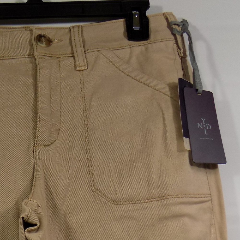 NYDJ Not Your Daughters Jeans Reese Relaxed Chino Pant Size 6P Quicksand NWT - Picture 3 of 12